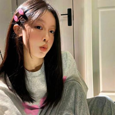 死对头的商业联姻有点甜